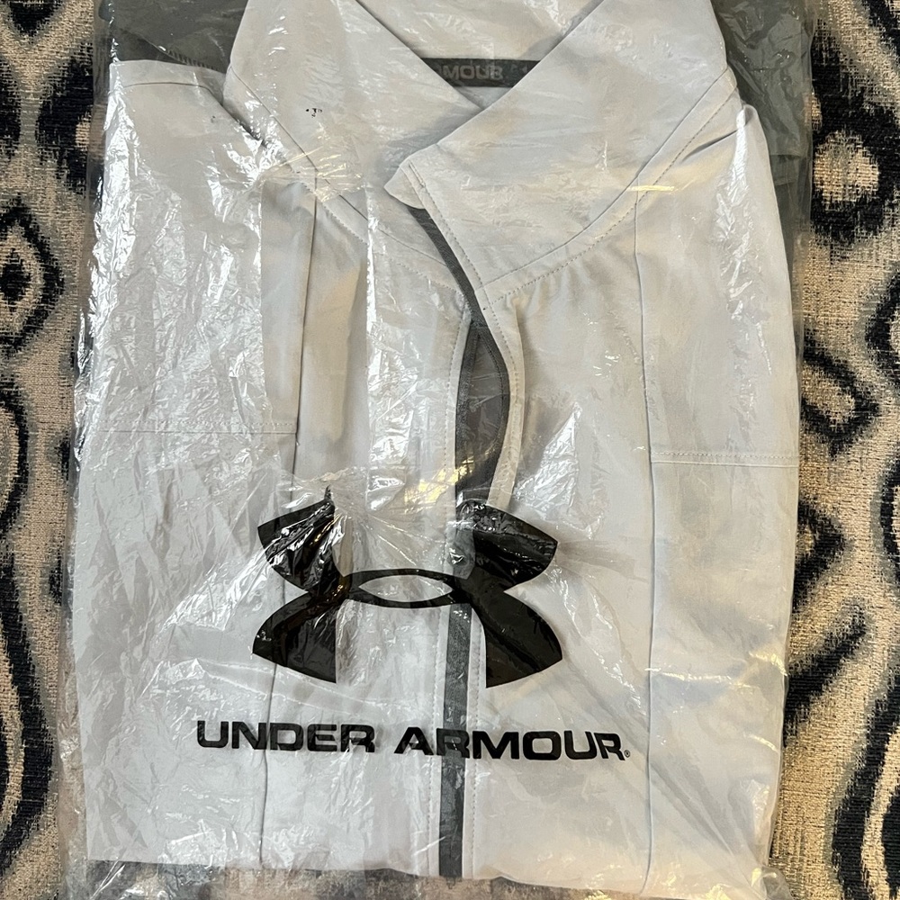 Men’s under armor vest